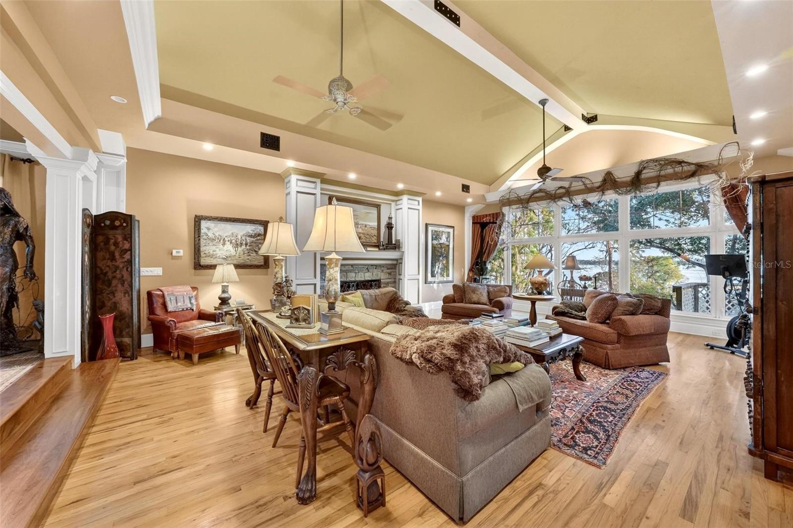 MOUNT DORA GARDNERS - Residential