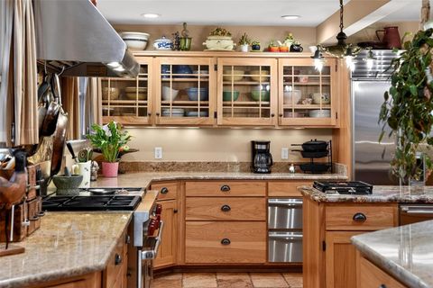 Tiny photo for 976 Fairview Avenue, Mount Dora, FL 32757 (MLS # G5109268)