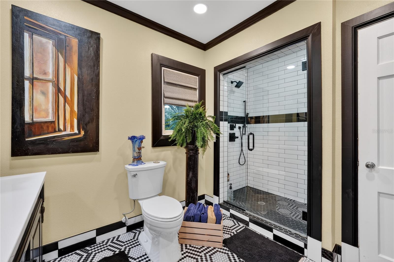 MOUNT DORA GARDNERS - Residential