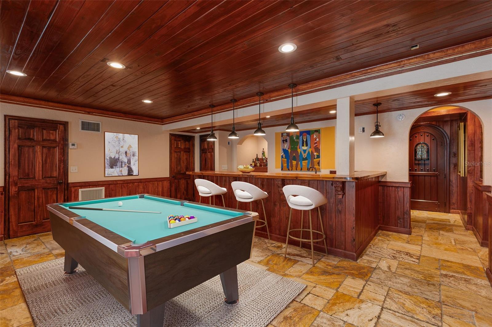 MOUNT DORA GARDNERS - Residential