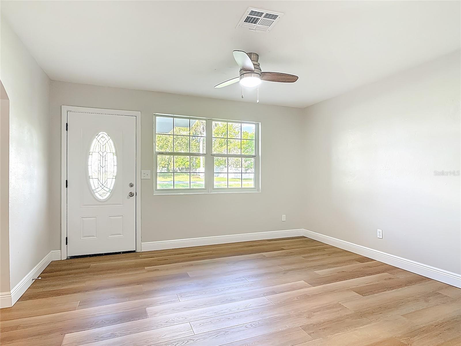 THREADGILL RESUB UNIT 01 - Residential