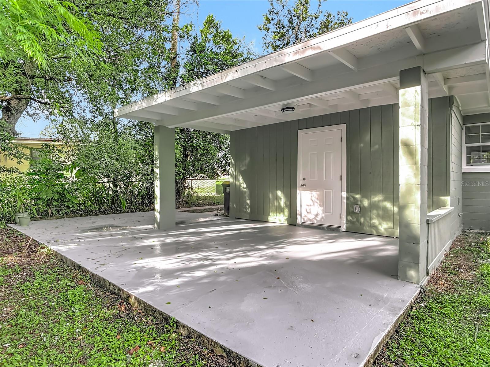 THREADGILL RESUB UNIT 01 - Residential