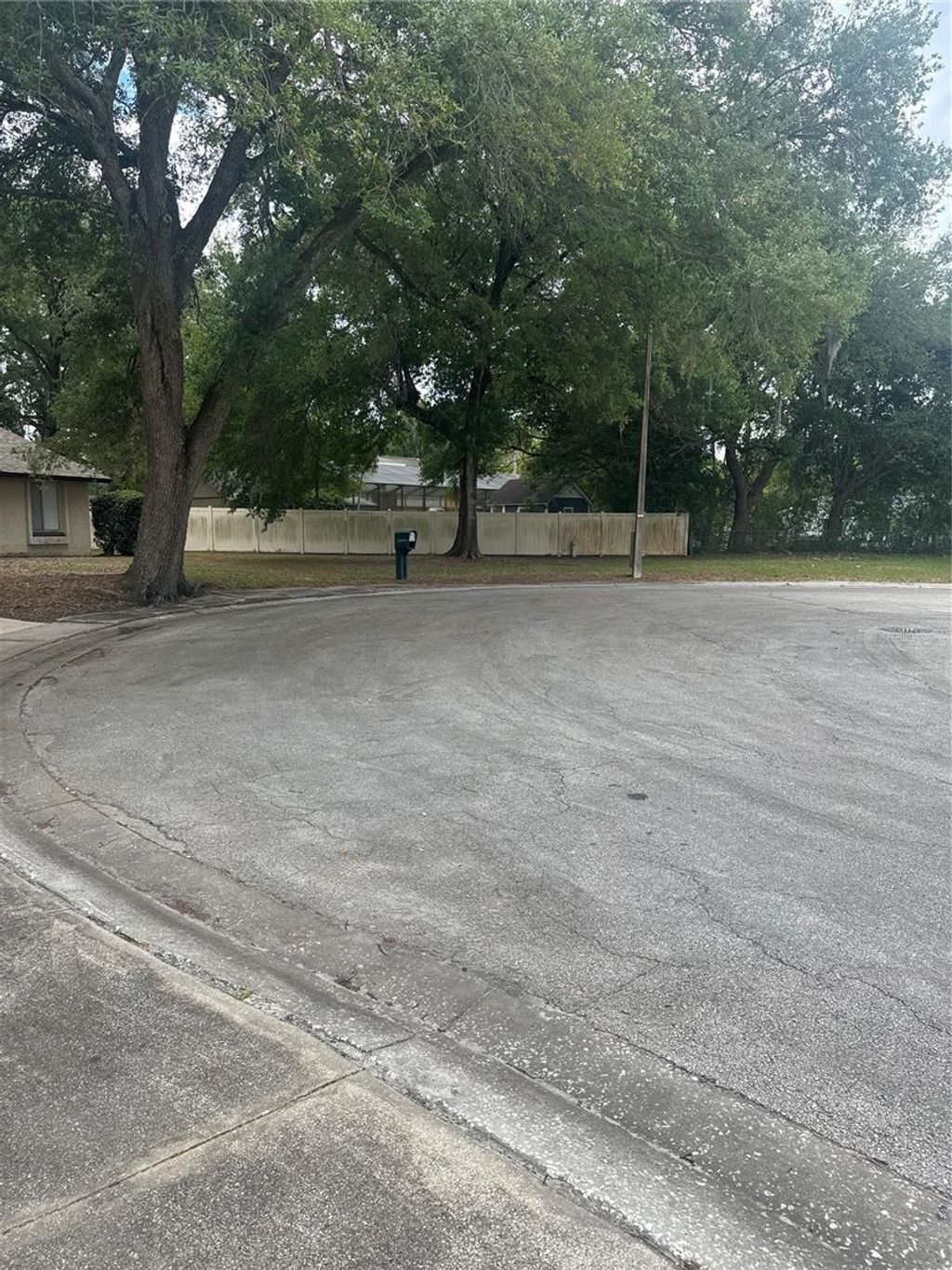 Photo of 2329 Pine Tree Court, Kissimmee, FL 34744 (MLS # S5148469)