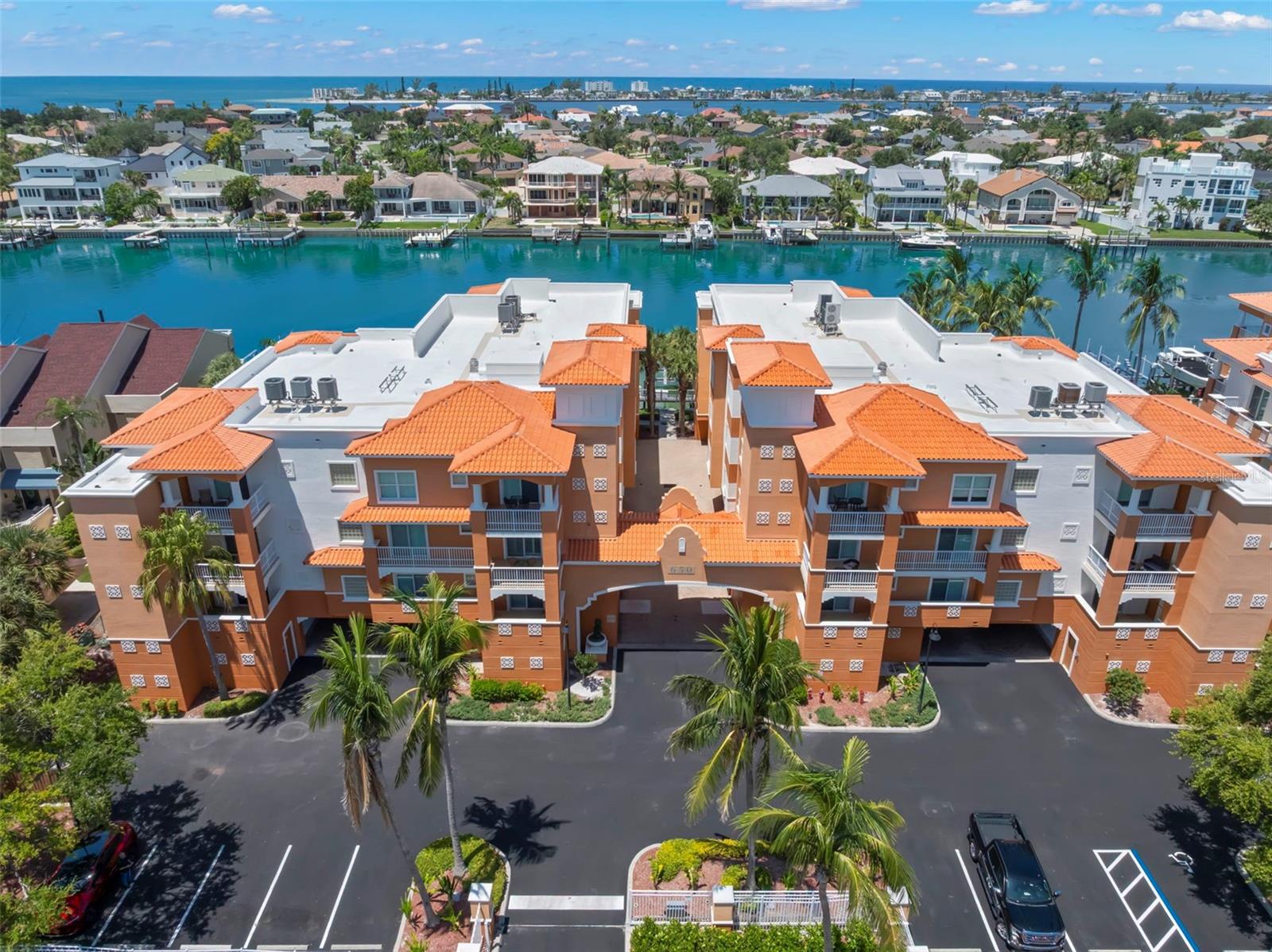 650 PINELLAS BAYWAY S 2301