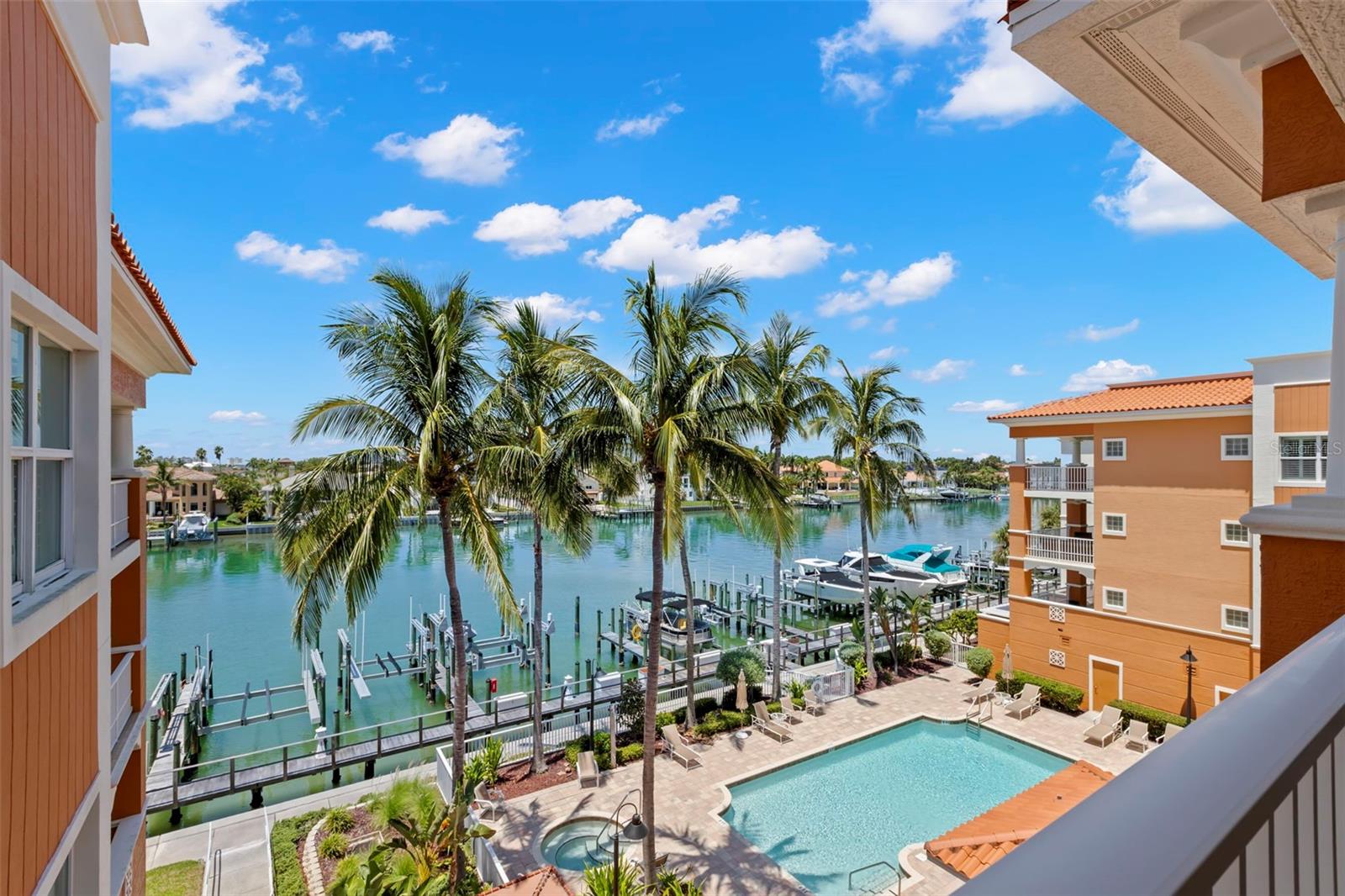 650 PINELLAS BAYWAY S 2301