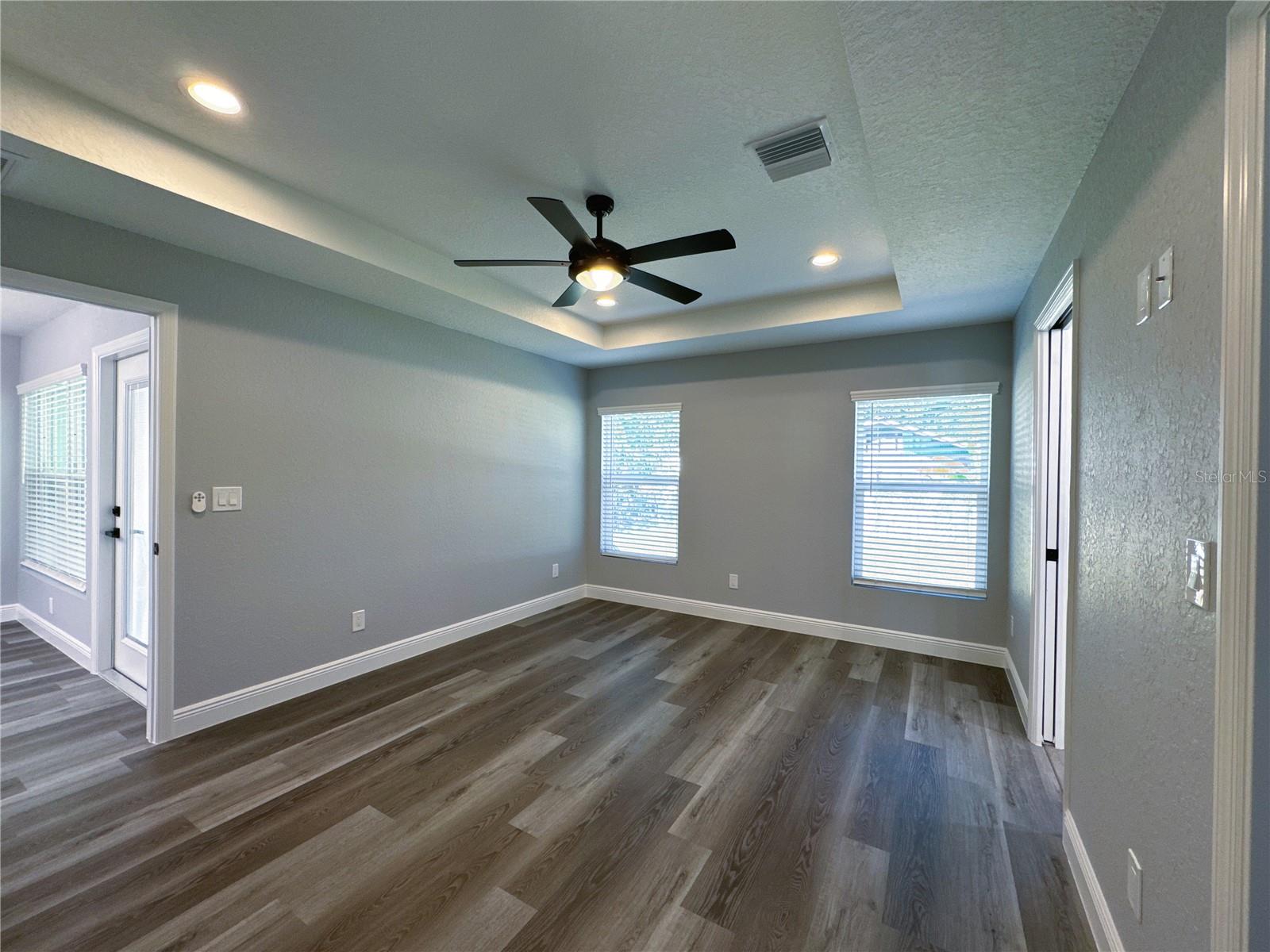 TAMPA OVERLOOK - Residential