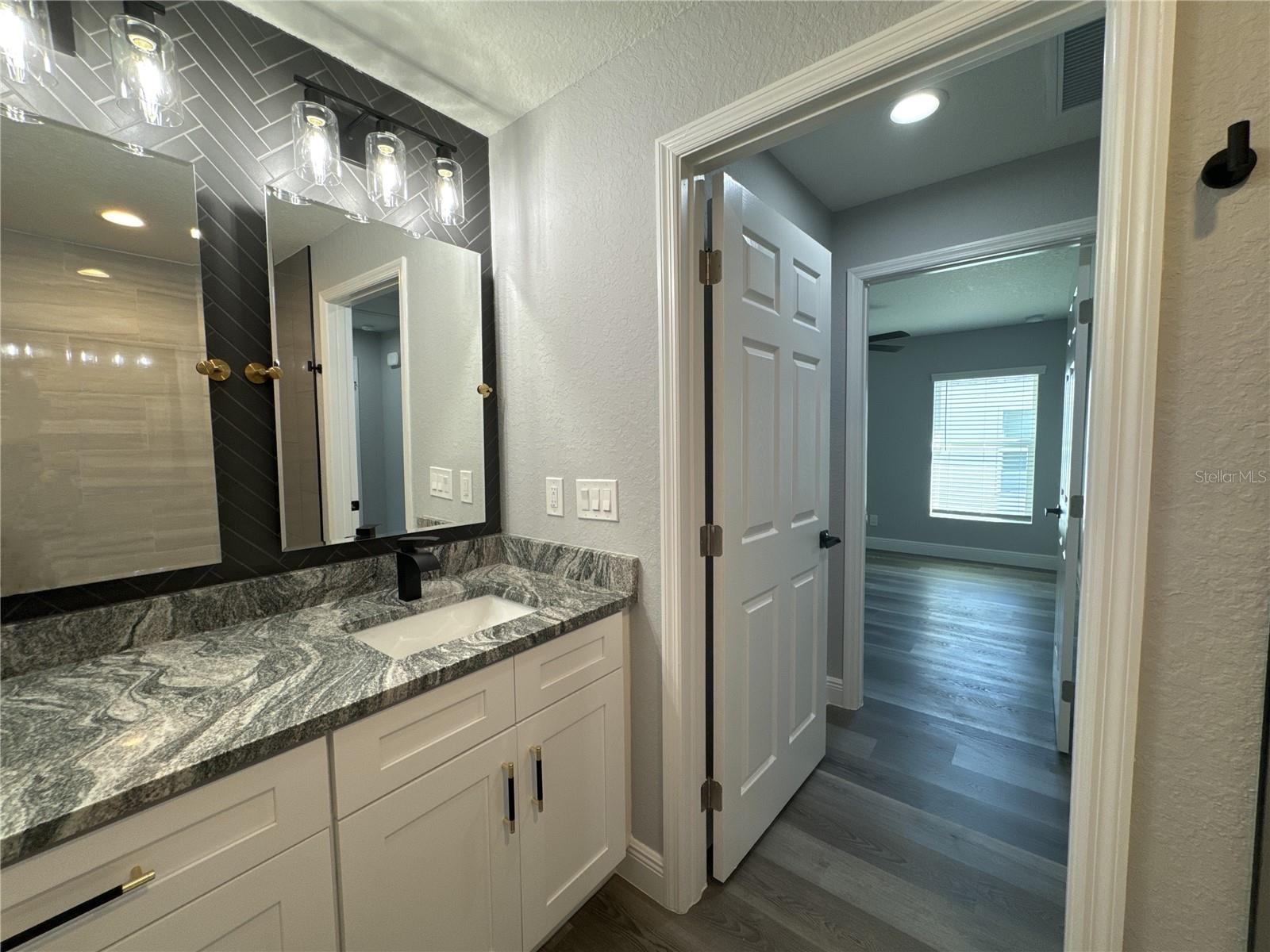 TAMPA OVERLOOK - Residential