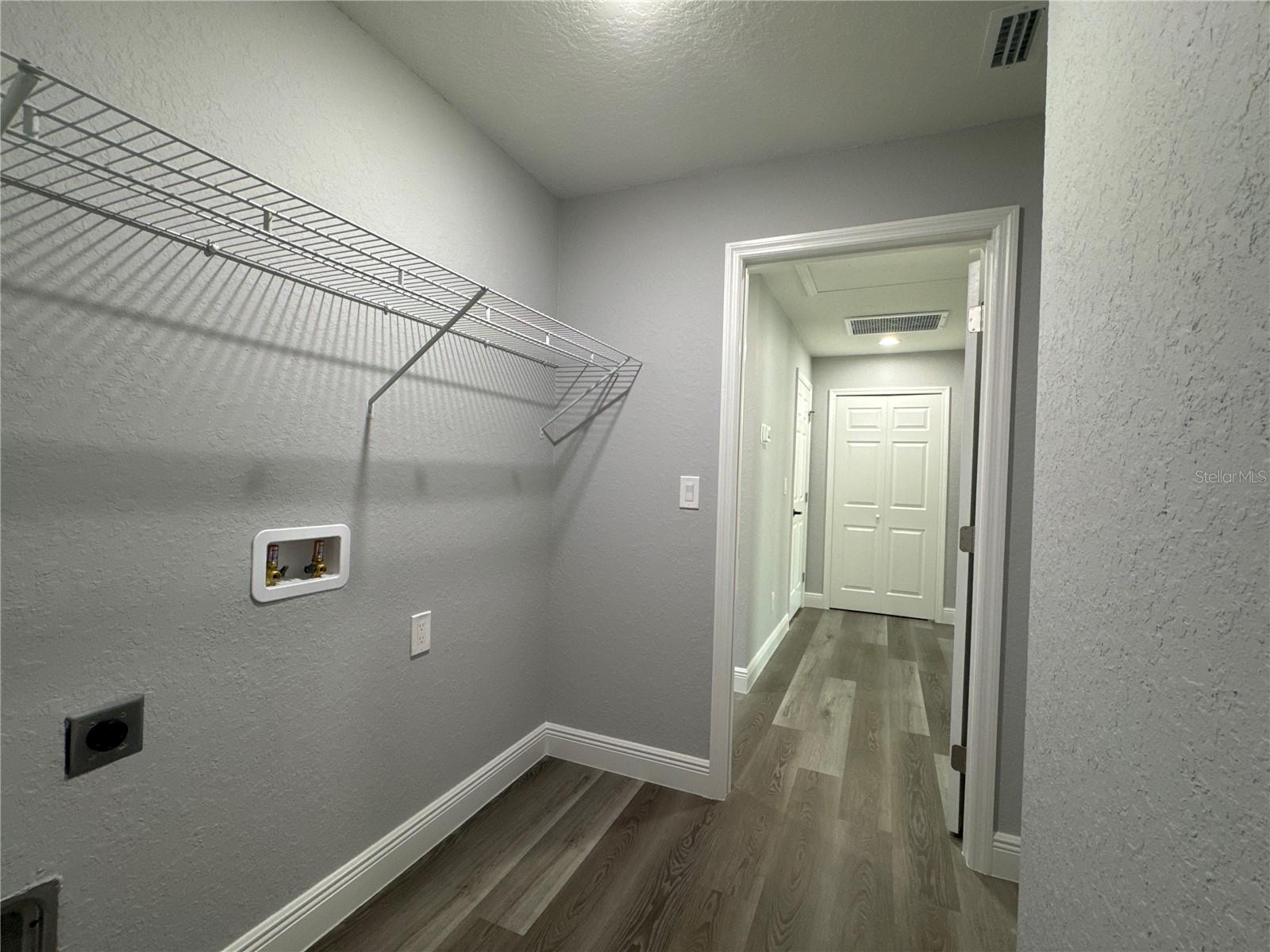 TAMPA OVERLOOK - Residential