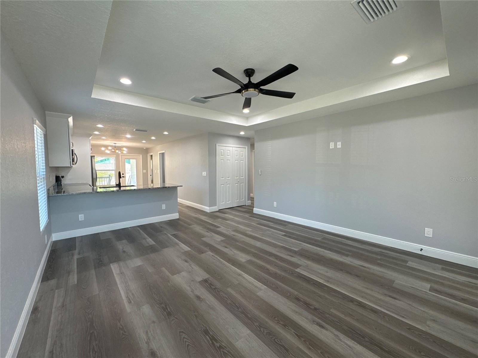 TAMPA OVERLOOK - Residential