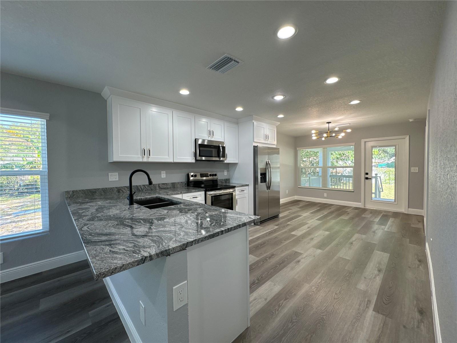 TAMPA OVERLOOK - Residential