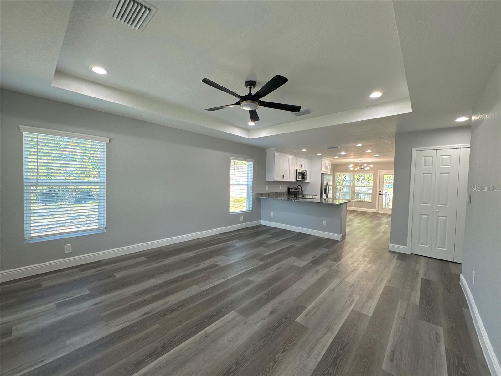 TAMPA OVERLOOK - Residential