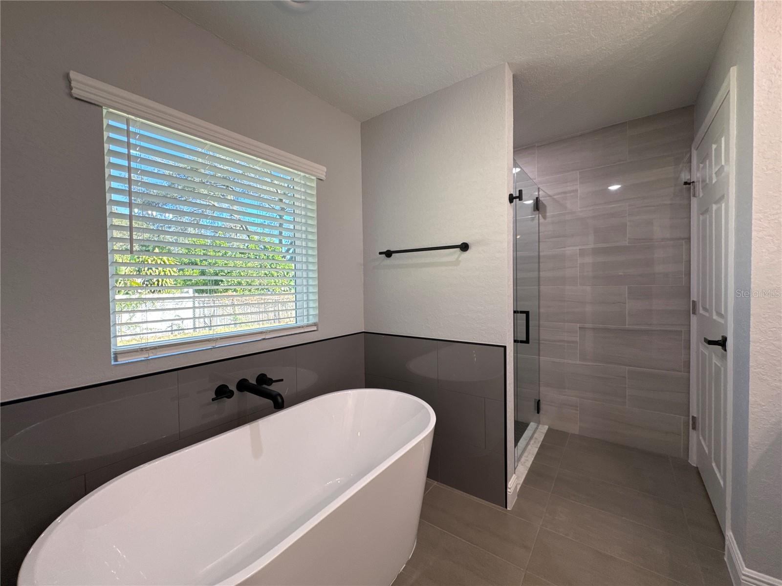 TAMPA OVERLOOK - Residential