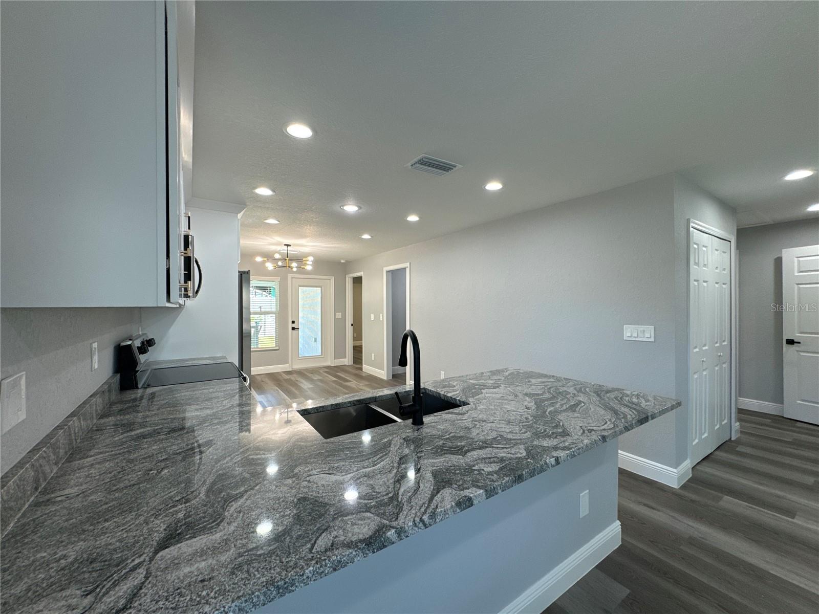 TAMPA OVERLOOK - Residential