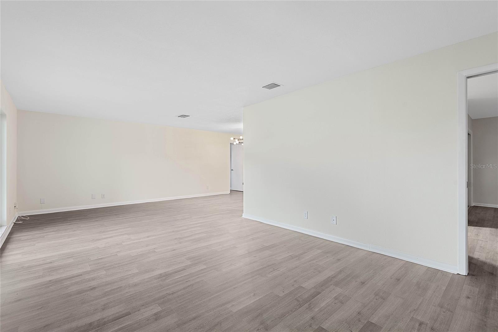 62 BEECHWOOD LANE