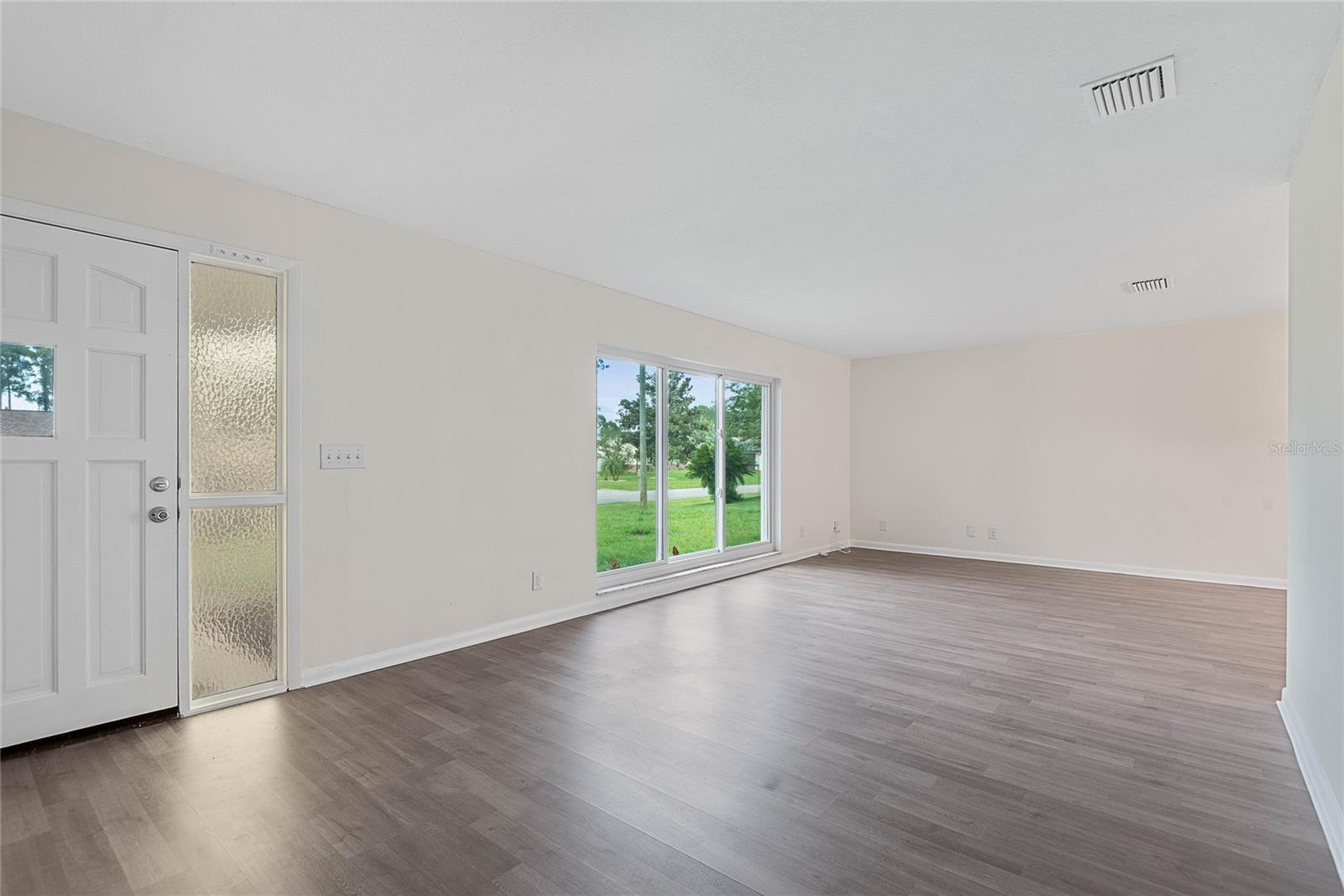 62 BEECHWOOD LANE
