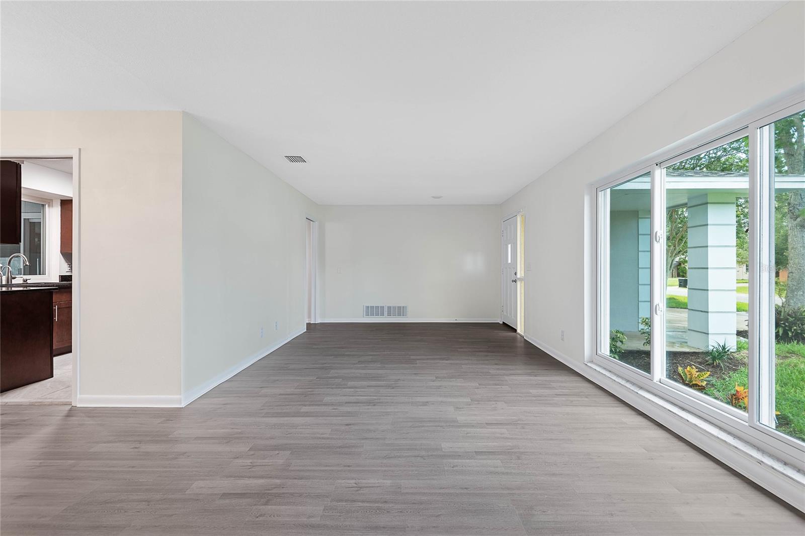 62 BEECHWOOD LANE