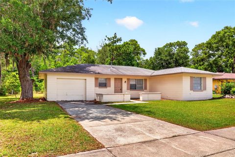 Photo of 14676 SW 43rd Court Rd, Ocala, FL 34473 (MLS # OM724663)