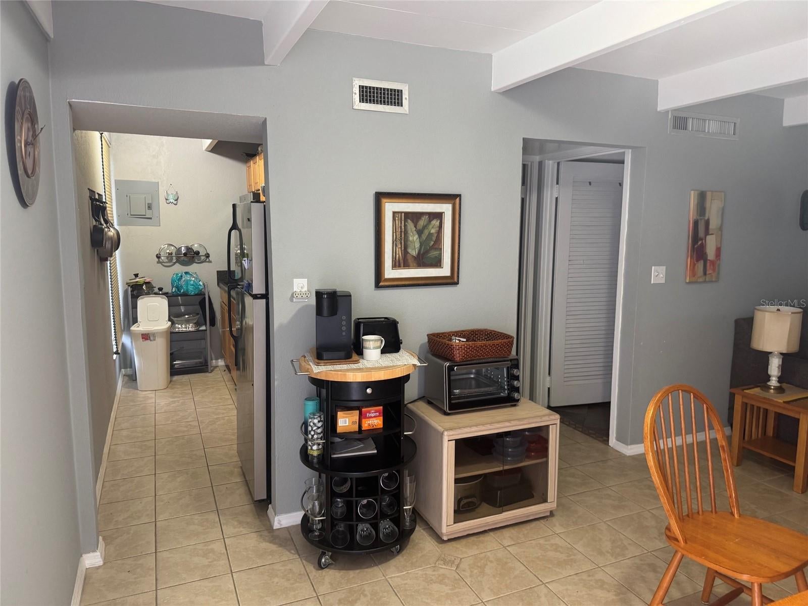 4607 CLUB CIRCLE
