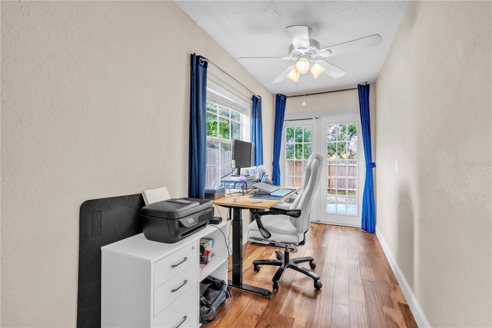 VENICE GROVES - Residential