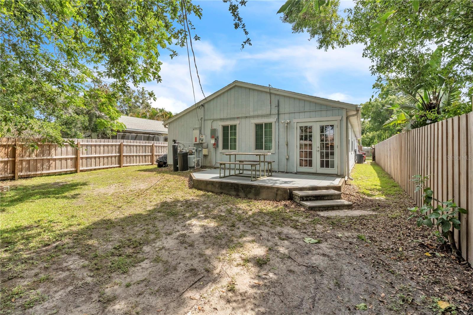 VENICE GROVES - Residential