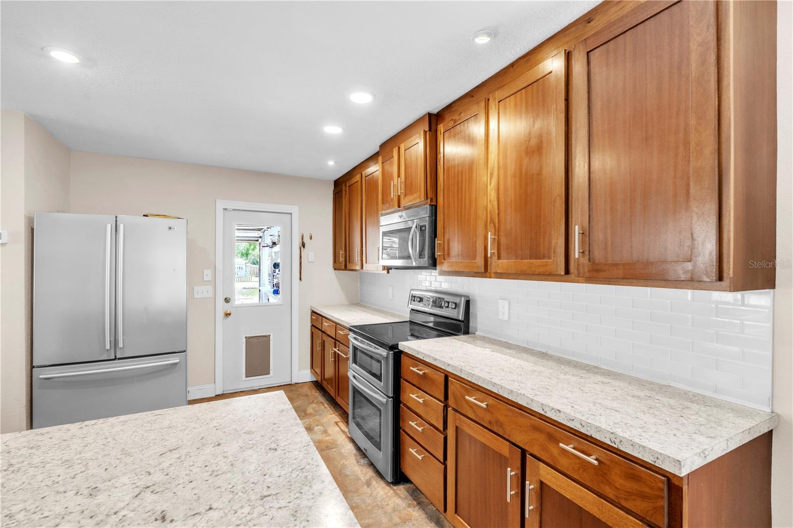 VENICE GROVES - Residential