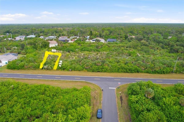 9424 WILLMINGTON BLVD, ENGLEWOOD, FL 34224 - Image f1e81e4f3b2a5fbe6209e1f0de4c3130/1965080573