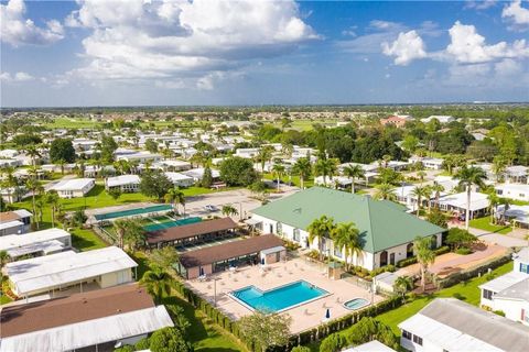 A home in PORT CHARLOTTE