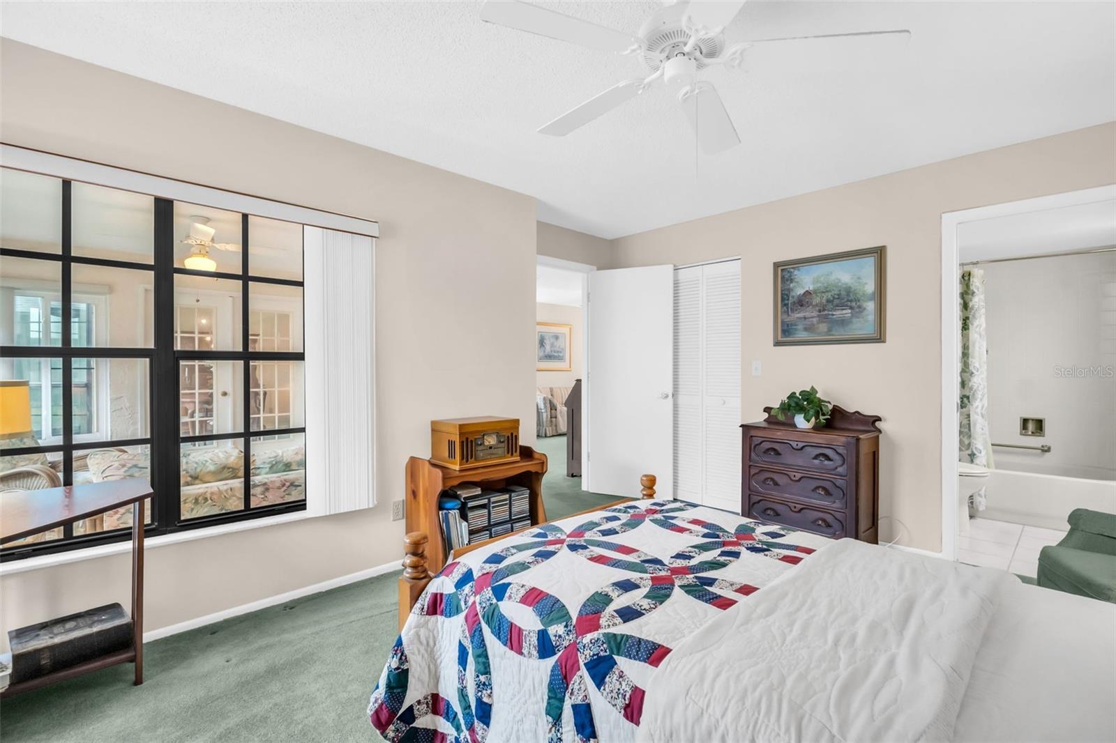 HIGHLAND LAKES SUTTON PLACE - Residential