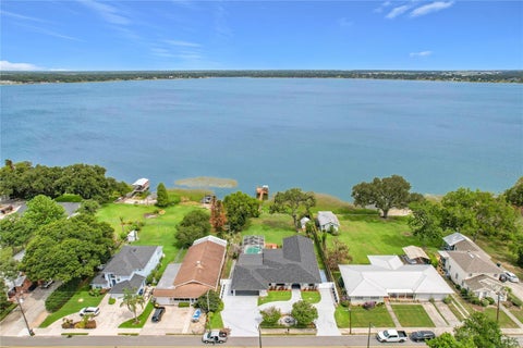 331 Bay Street, Auburndale, FL 33823