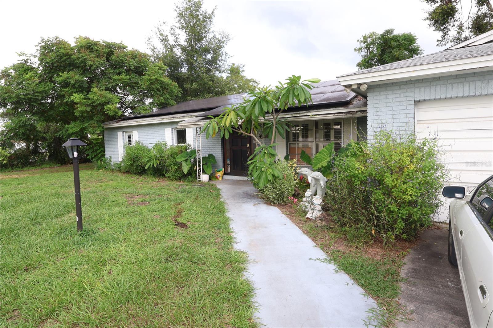1009 SHANGRI LA DRIVE