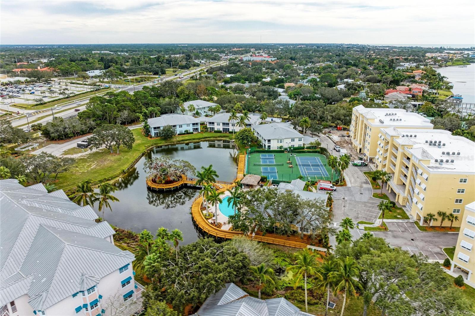 EDGEWATER AT HIDDEN BAY - Residential