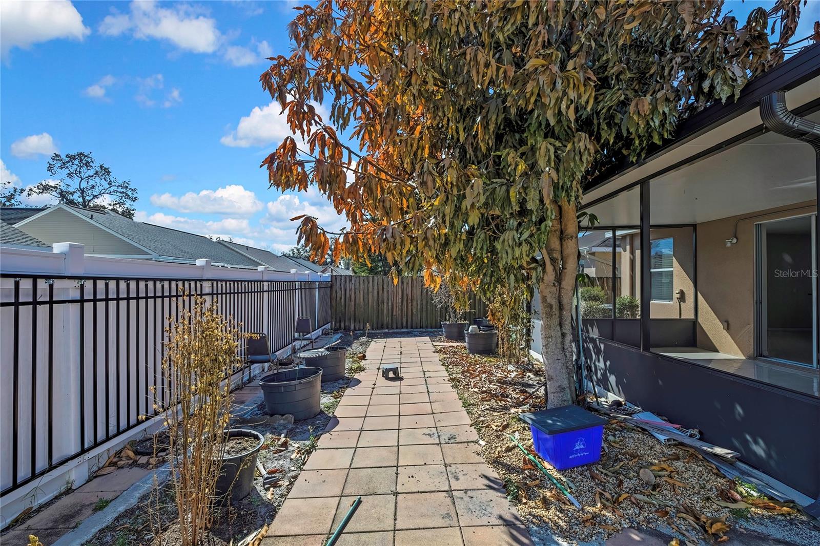 KINGS GATE SUB - Residential