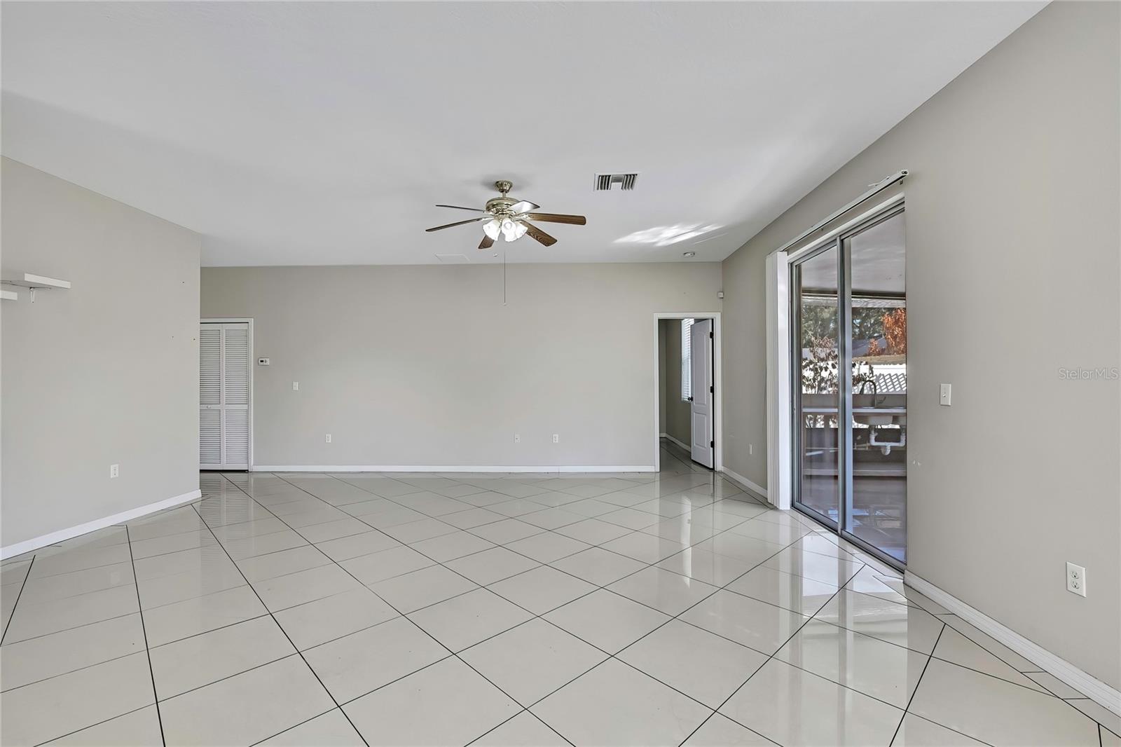 KINGS GATE SUB - Residential