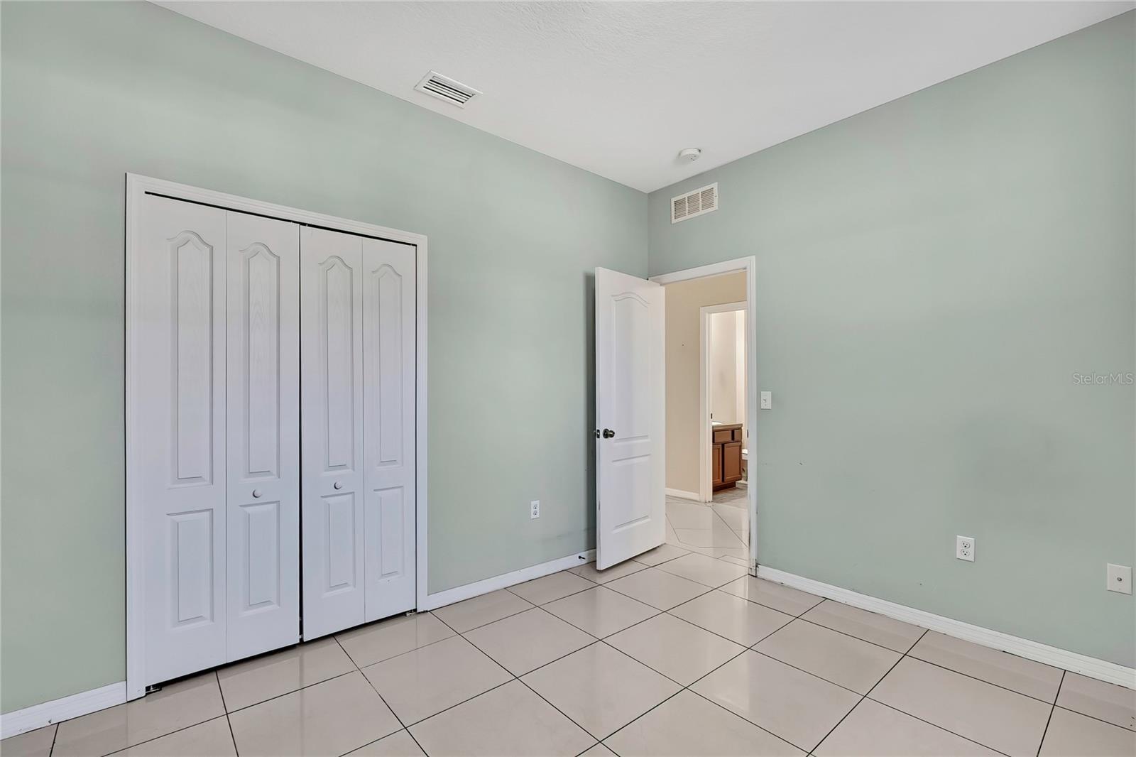 KINGS GATE SUB - Residential