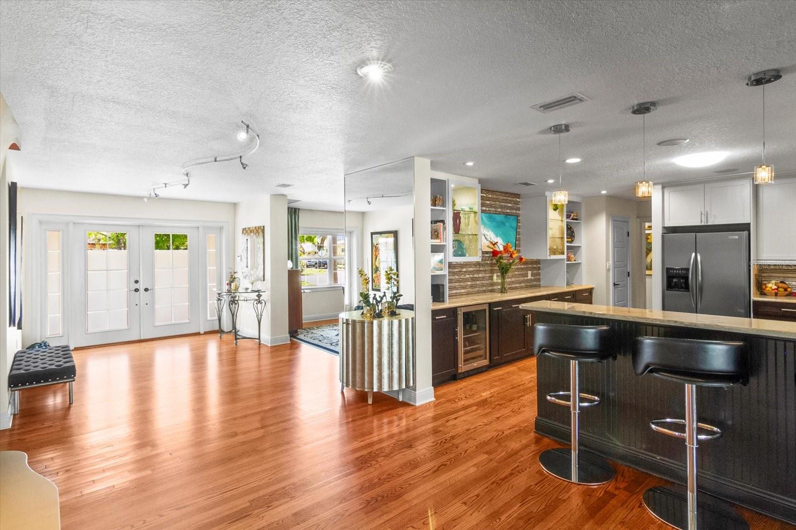 HARBOR ACRES - Residential