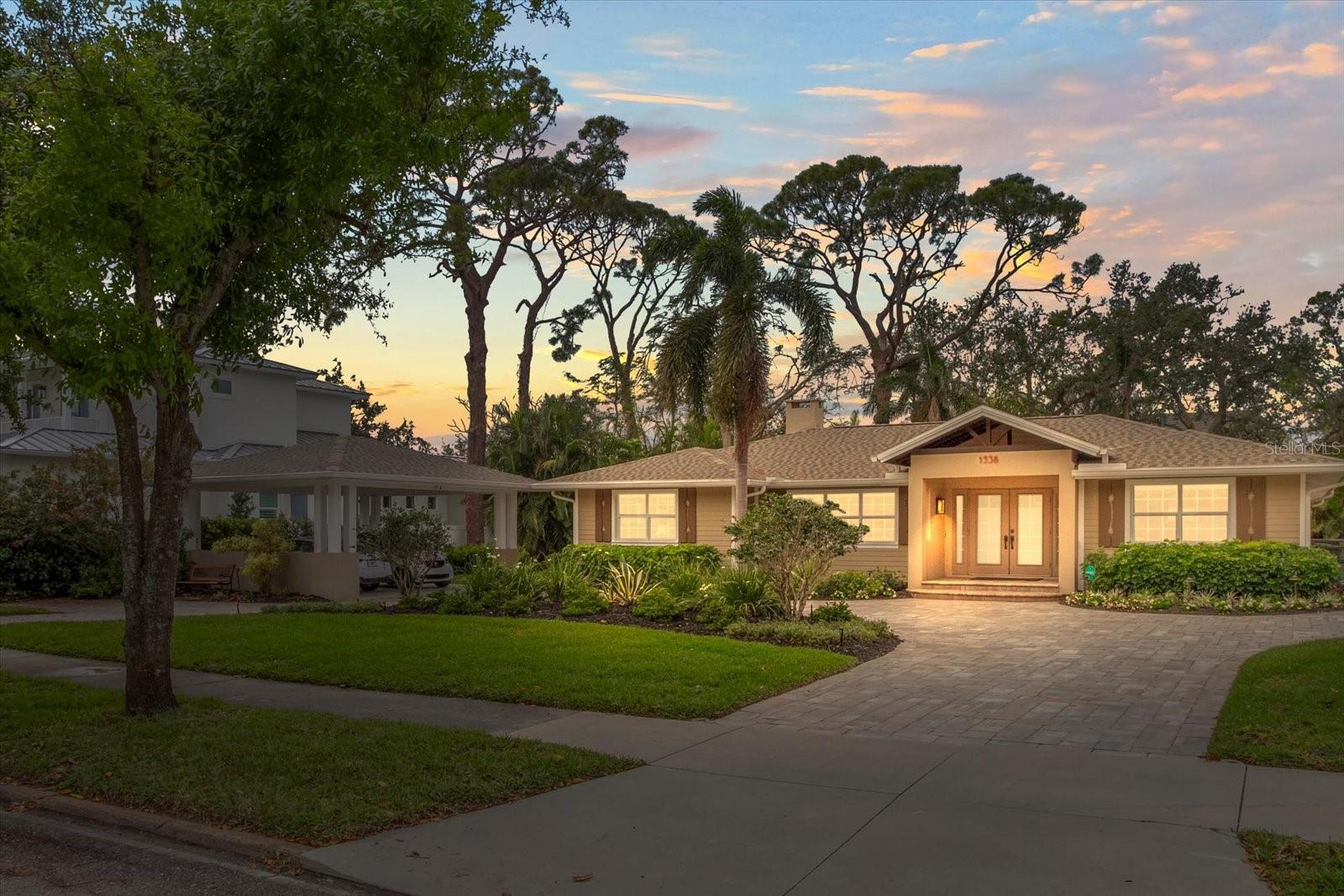 1538 S ORANGE AVENUE