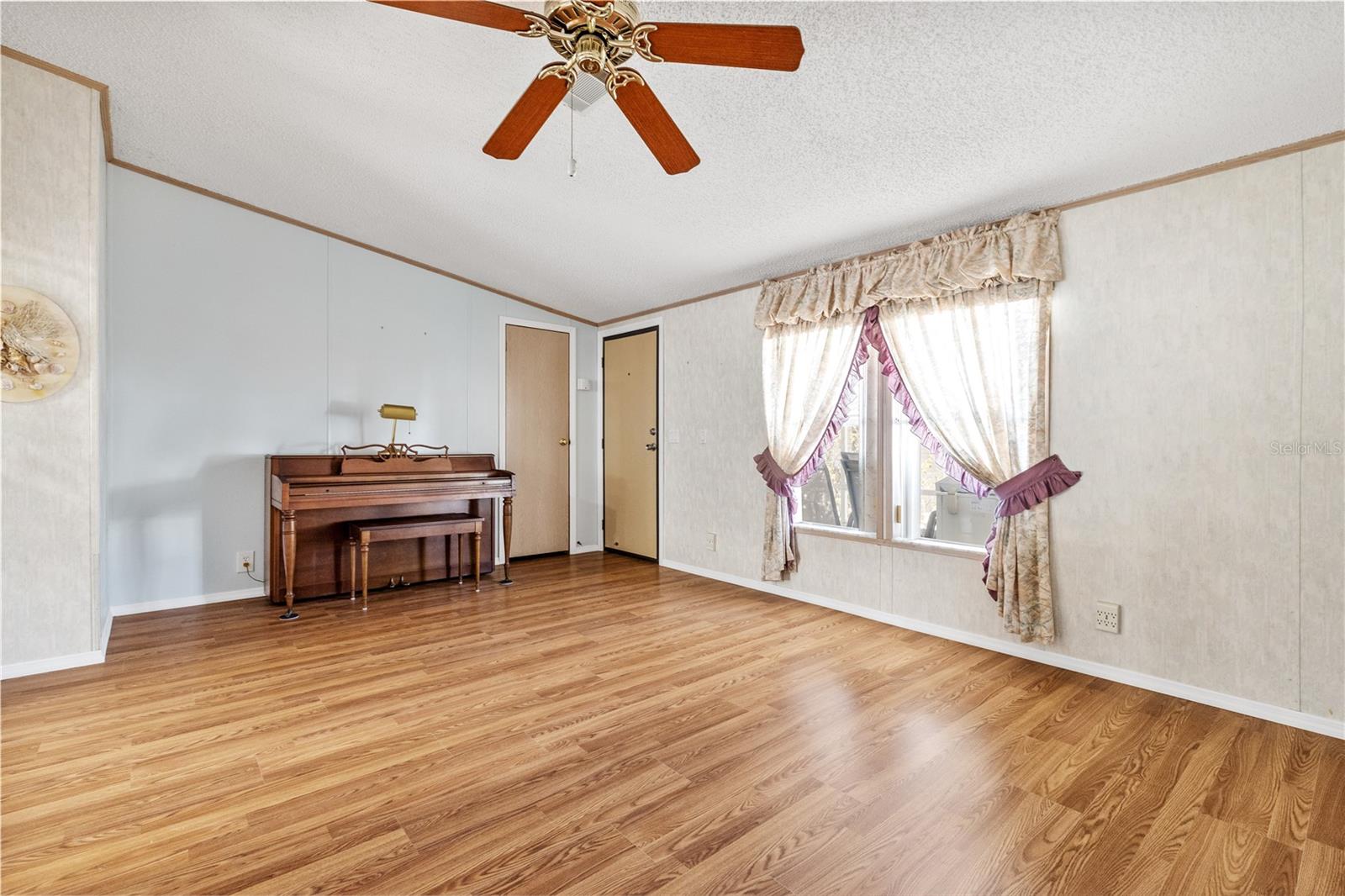 CARRIAGE VLGE U 01 - Residential