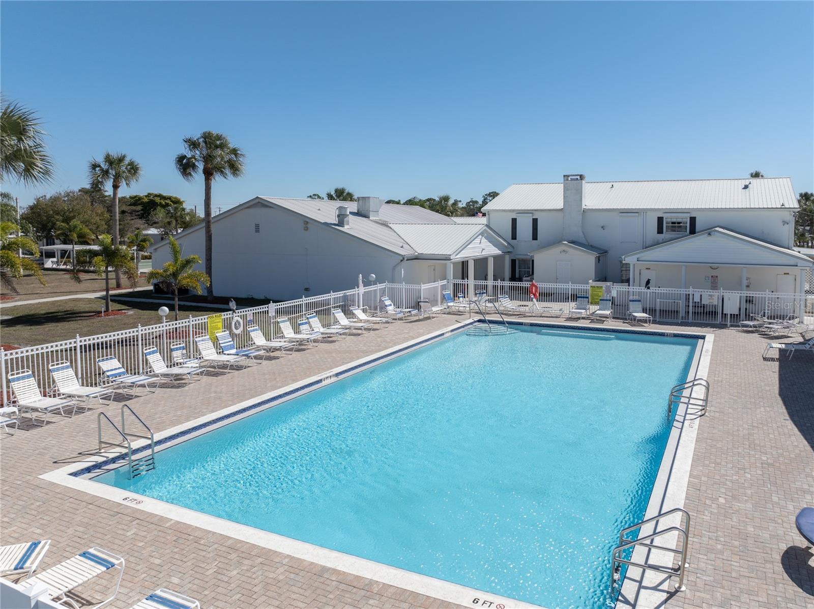 CARRIAGE VLGE U 01 - Residential