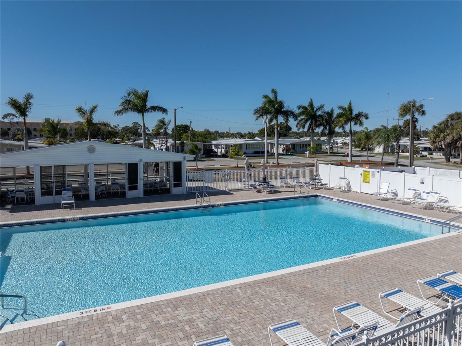 CARRIAGE VLGE U 01 - Residential