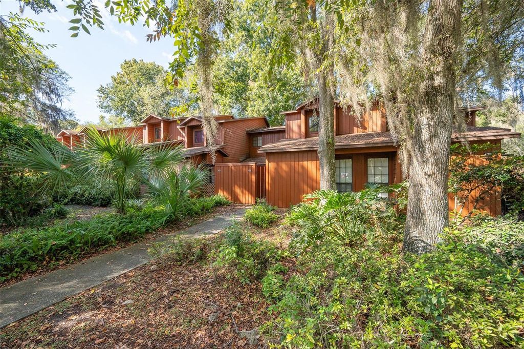 Photo of 900 SW 62nd Boulevard #H49, Gainesville, FL 32607 (MLS # GC534927)