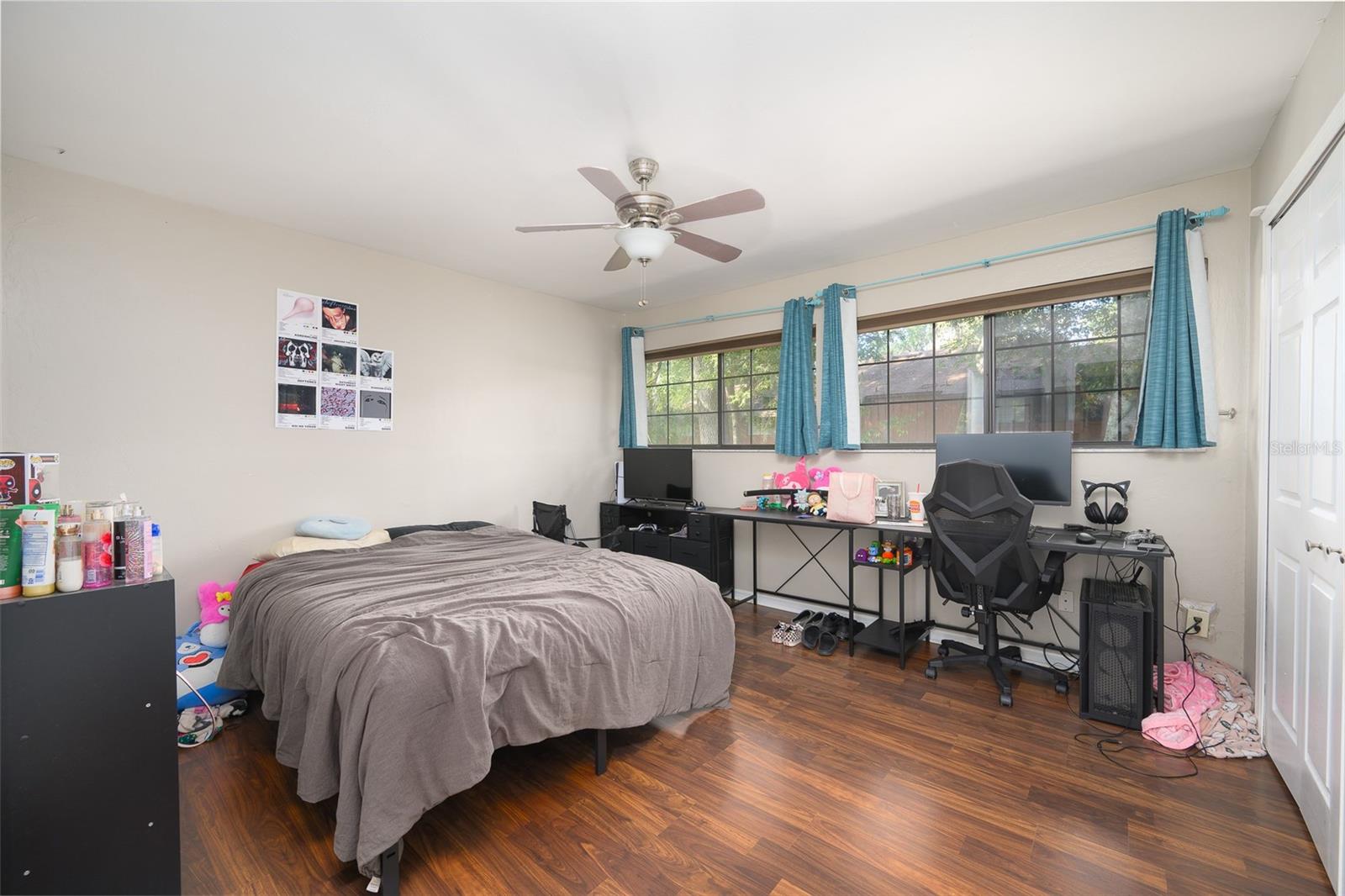 ROCKWOOD VILLAS - Residential