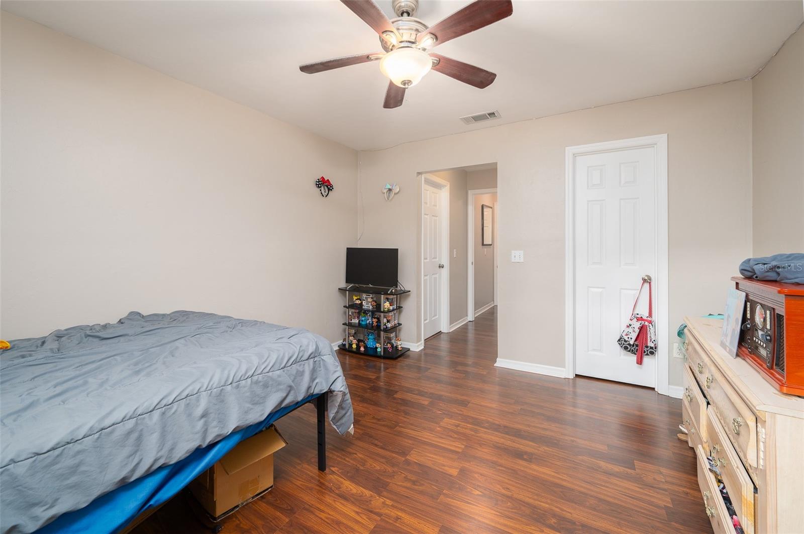 ROCKWOOD VILLAS - Residential