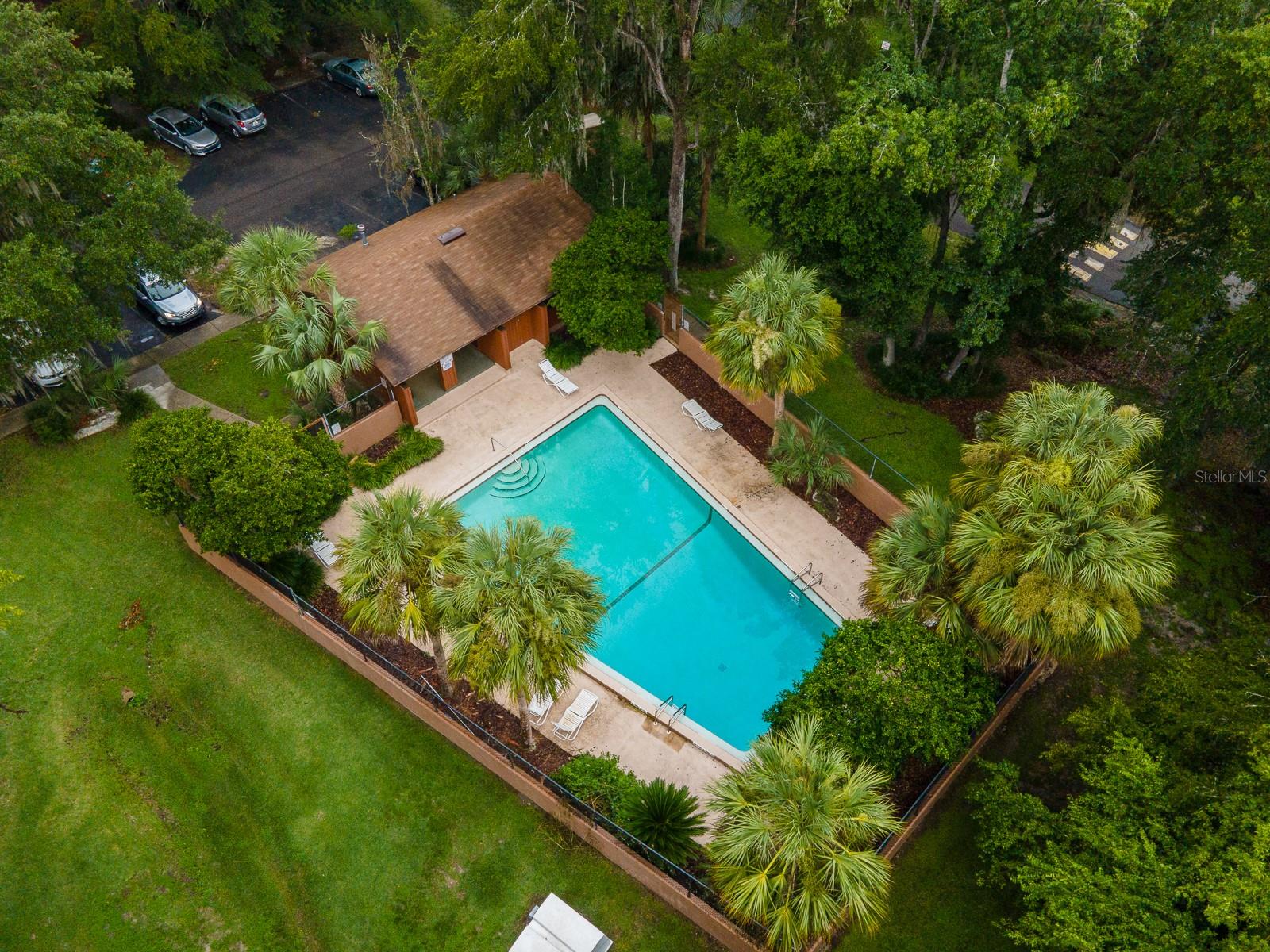 ROCKWOOD VILLAS - Residential