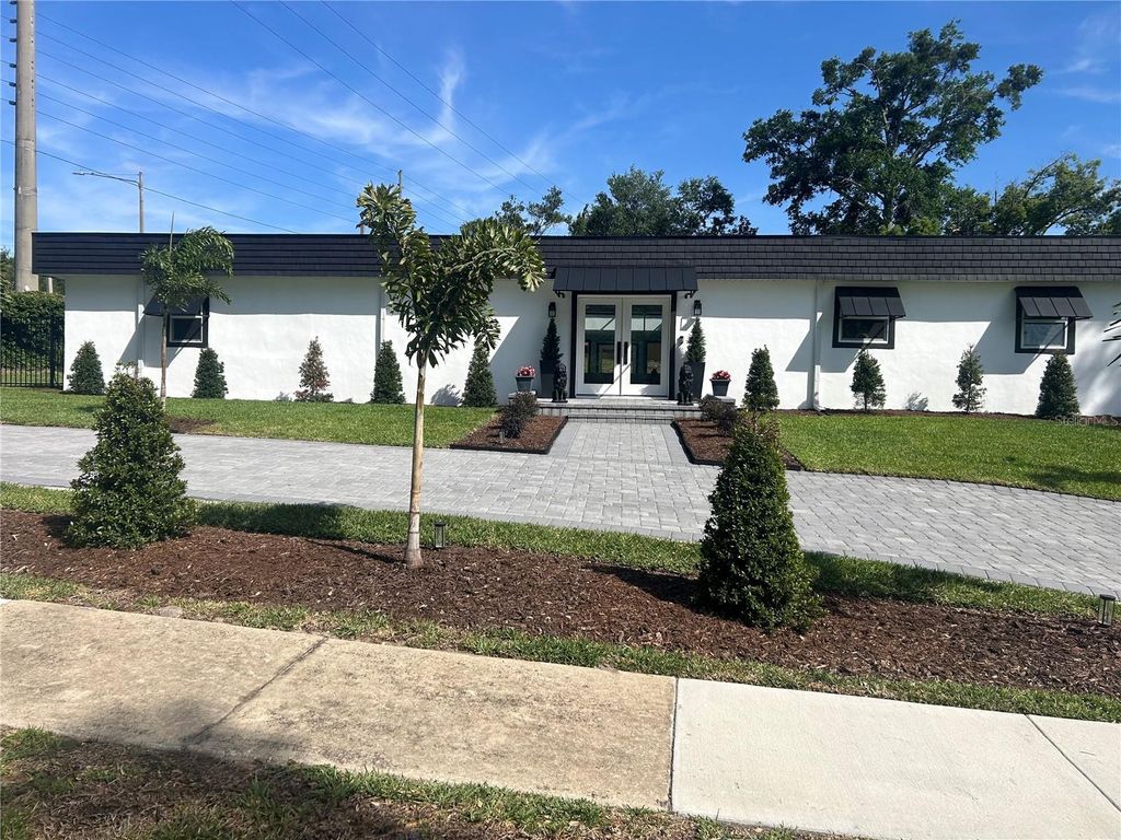 Photo of 5701 Tarawood Drive, Orlando, FL 32819 (MLS # R4910642)