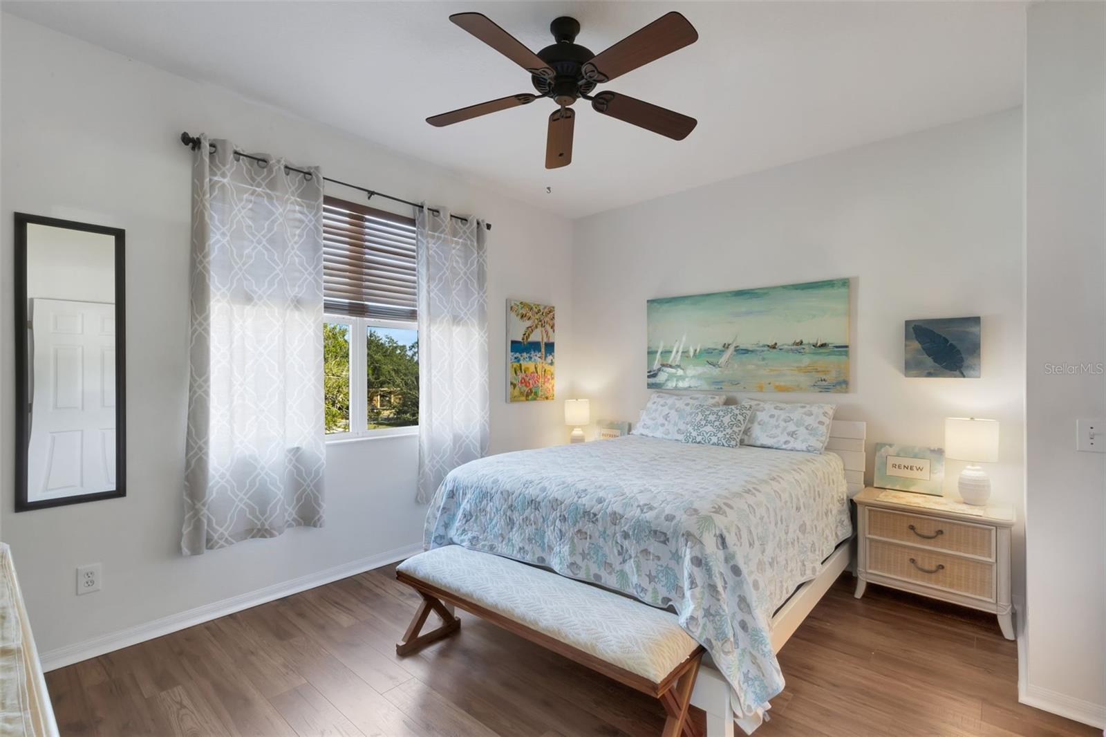 PARKSTONE - Residential