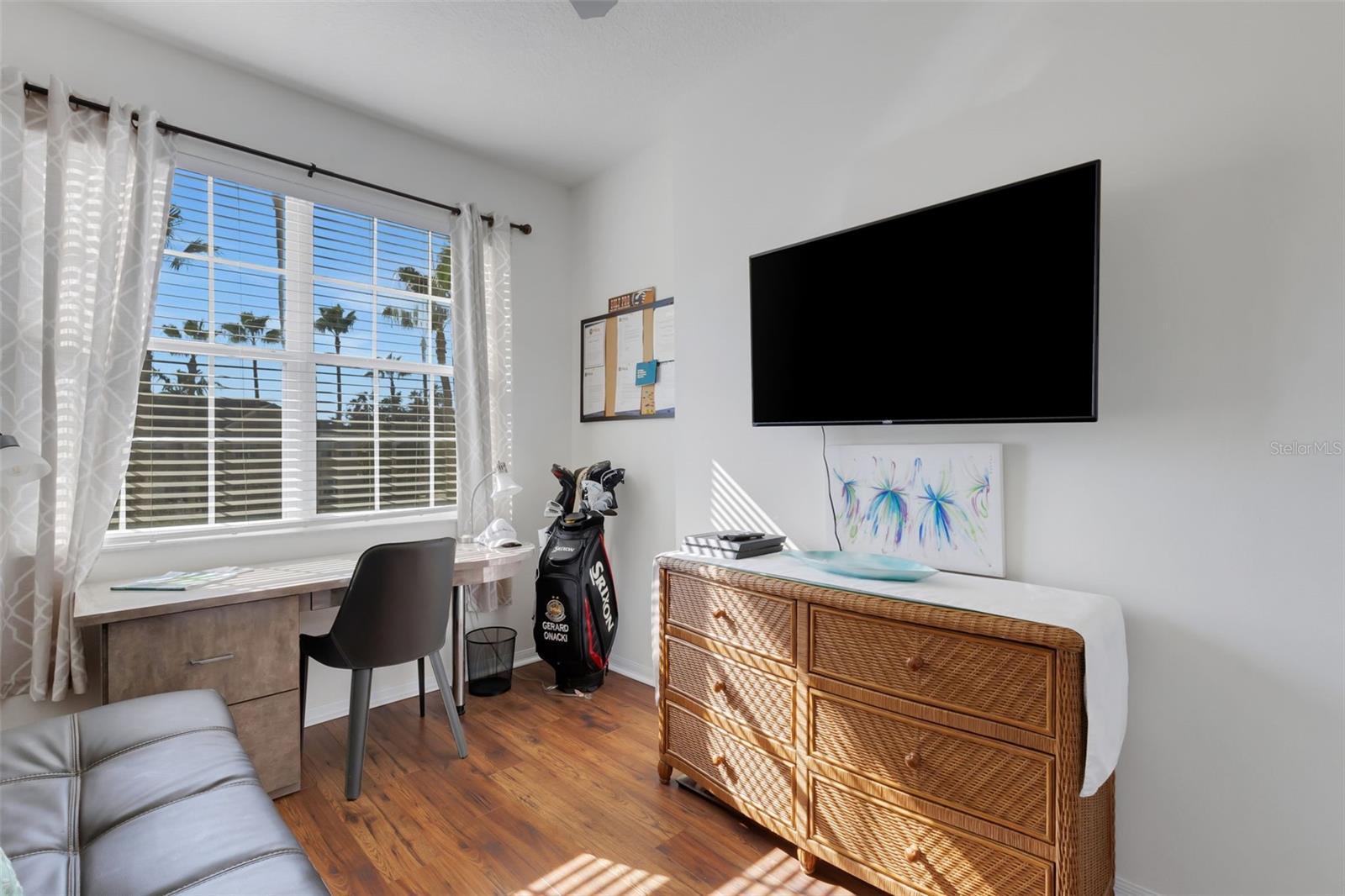 PARKSTONE - Residential