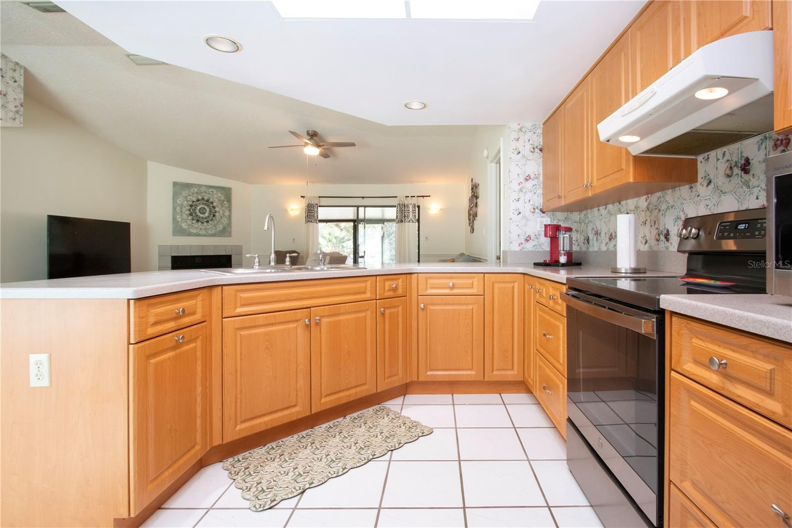 LAKEVIEW VILLAGE SEC A UNI - Residential