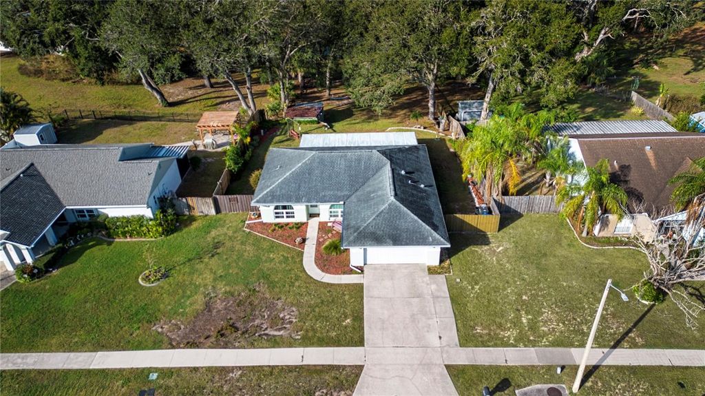 Photo of 1606 Loghill Place, Brandon, FL 33510 (MLS # A4675323)