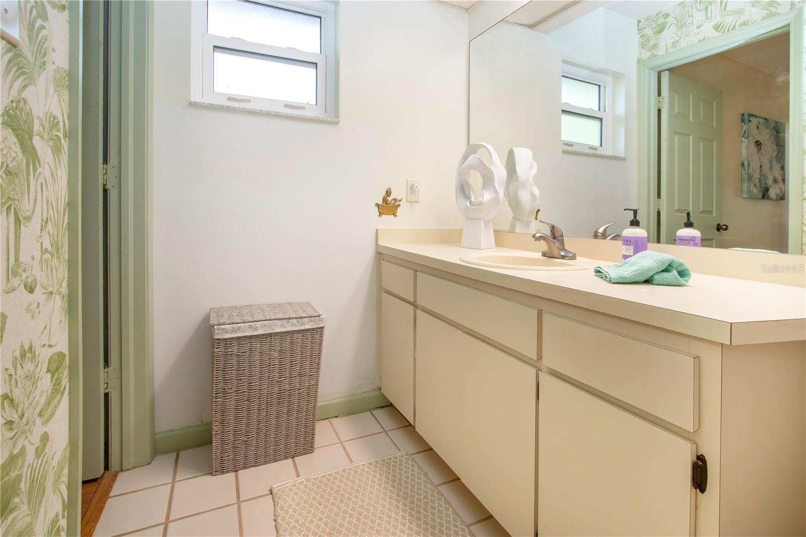 LAKEVIEW VILLAGE SEC A UNI - Residential