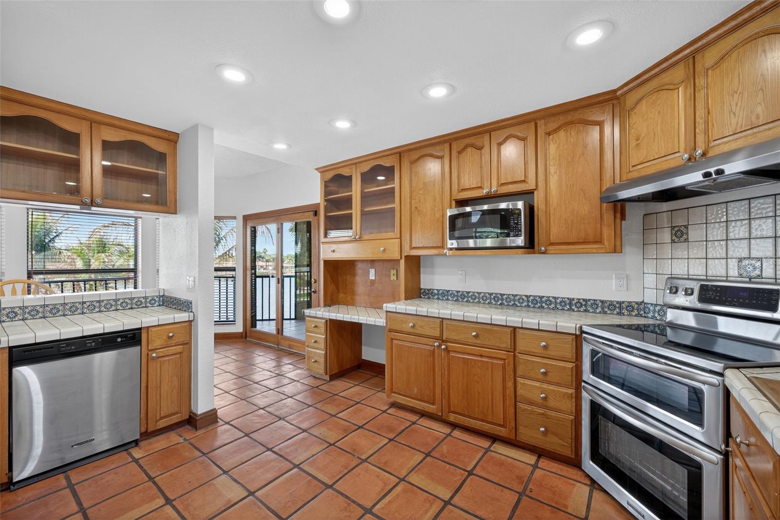 WATERWAY ESTATES SEC 1 - Residential